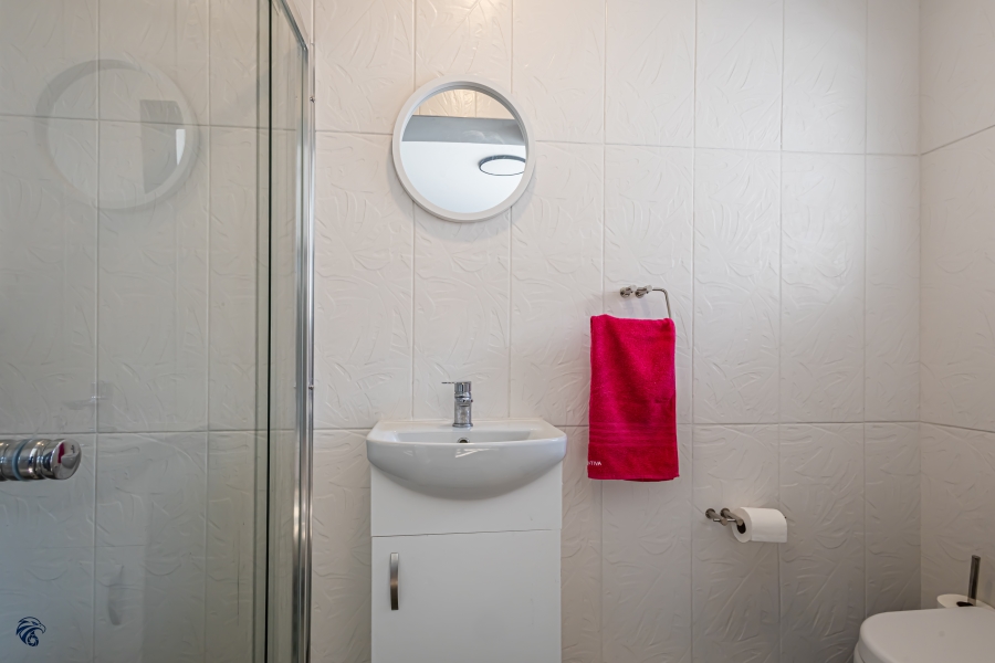 3 Bedroom Property for Sale in Waterfront Western Cape